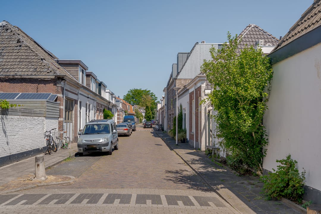 Photo 52 of Eerste Weidjesstraat 3