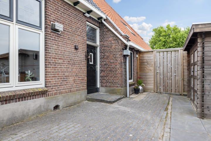 Foto 56 van De Soal 8-A