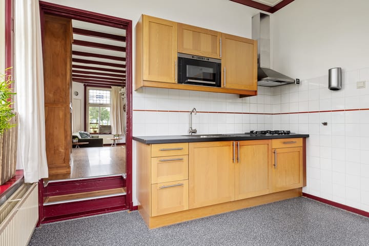 Foto 62 van De Soal 8-A