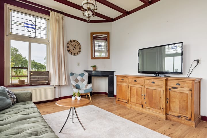 Foto 67 van De Soal 8-A