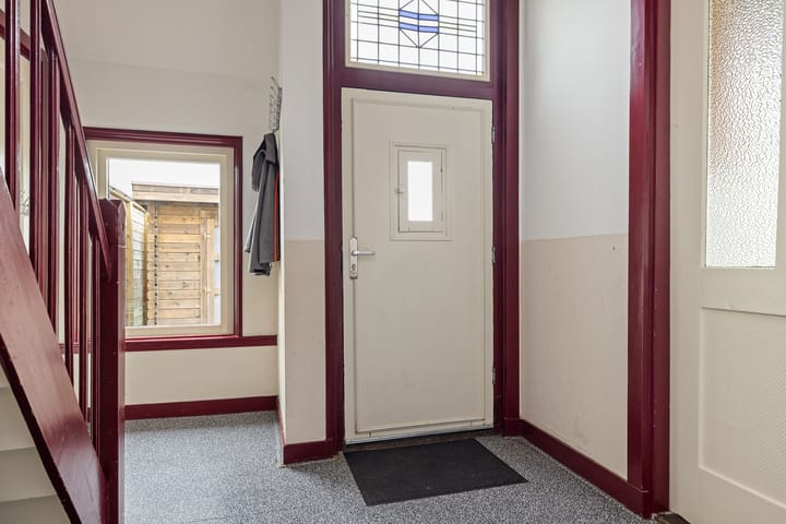 Foto 69 van De Soal 8-A