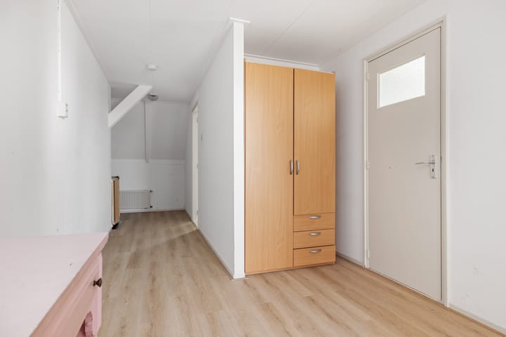 Foto 73 van De Soal 8-A