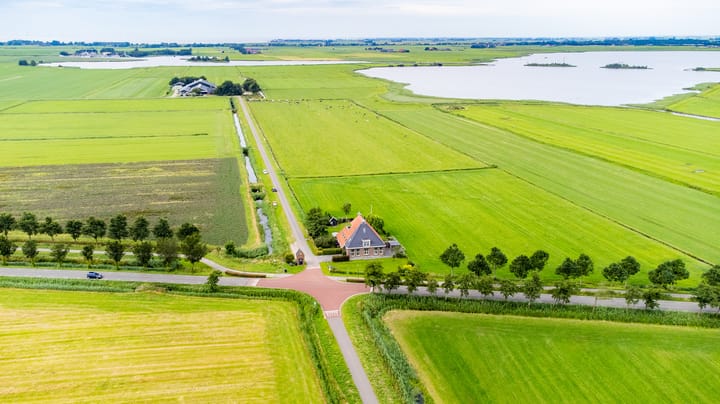 Foto 81 van De Soal 8-A