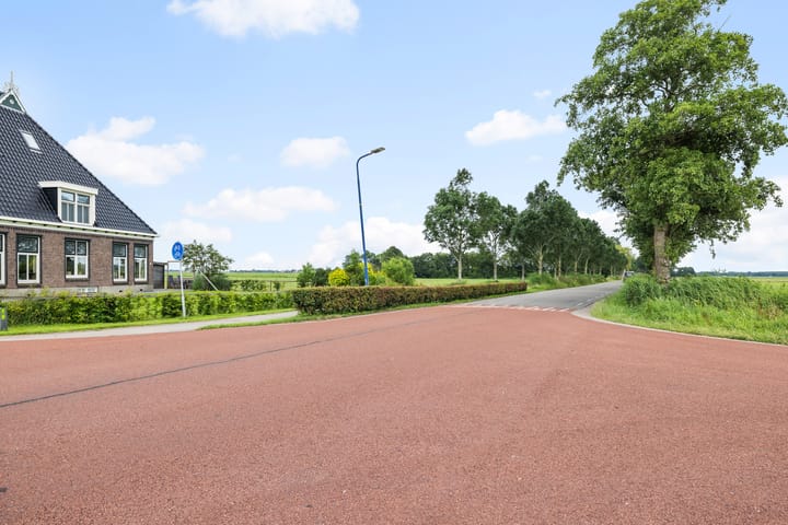 Foto 84 van De Soal 8-A