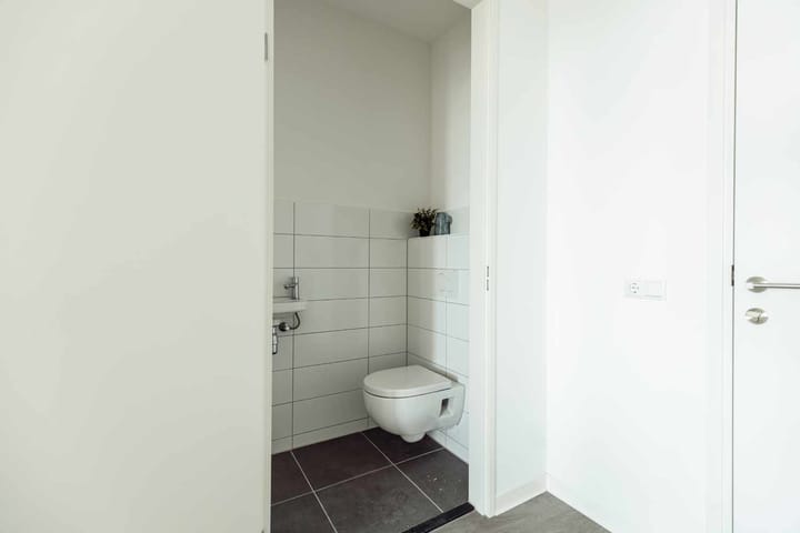 Foto 21 van Machinekamerplein 32-327