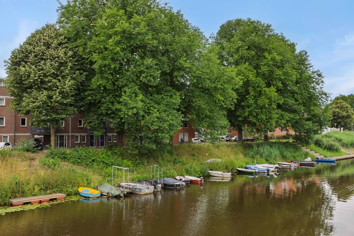 Foto 40 van Aawal 18