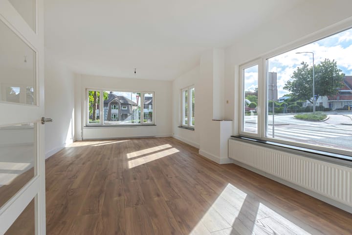 Foto 8 van Burg. Waszinkstraat 113