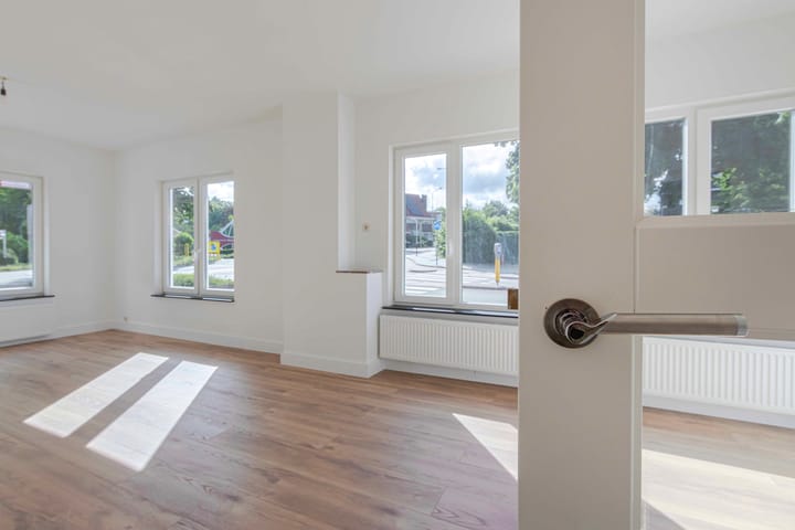 Foto 9 van Burg. Waszinkstraat 113