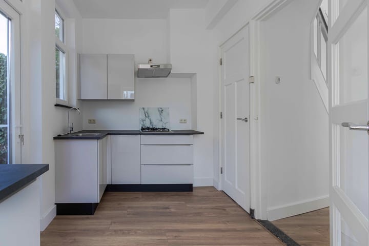 Foto 16 van Burg. Waszinkstraat 113