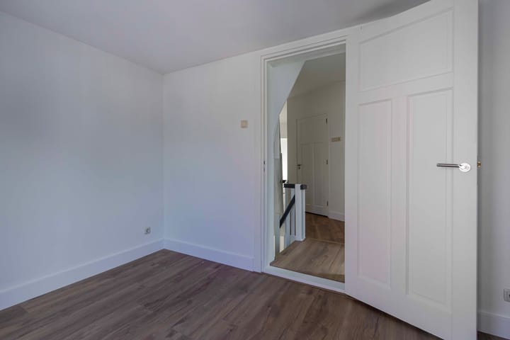 Foto 21 van Burg. Waszinkstraat 113