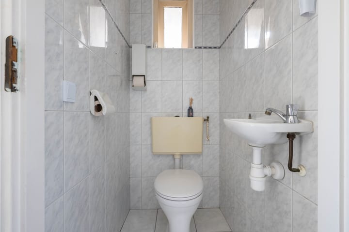 Foto 9 van Biezenstraat 49