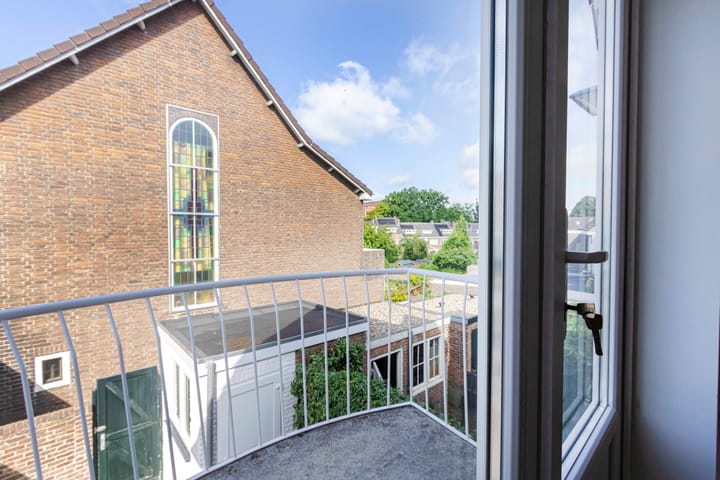 Foto 38 van Burg. Waszinkstraat 113