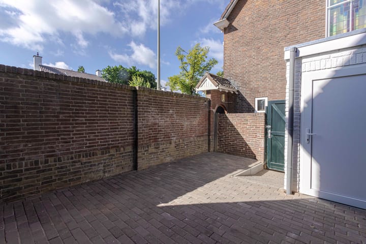 Foto 40 van Burg. Waszinkstraat 113