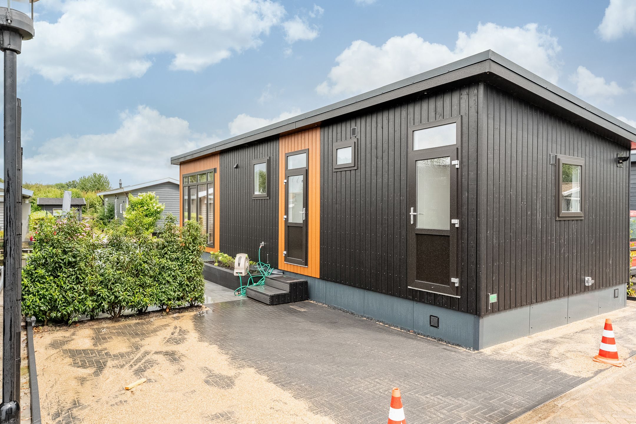 2-bedroom freehold villa in Giethoorn — photo 1 of 5