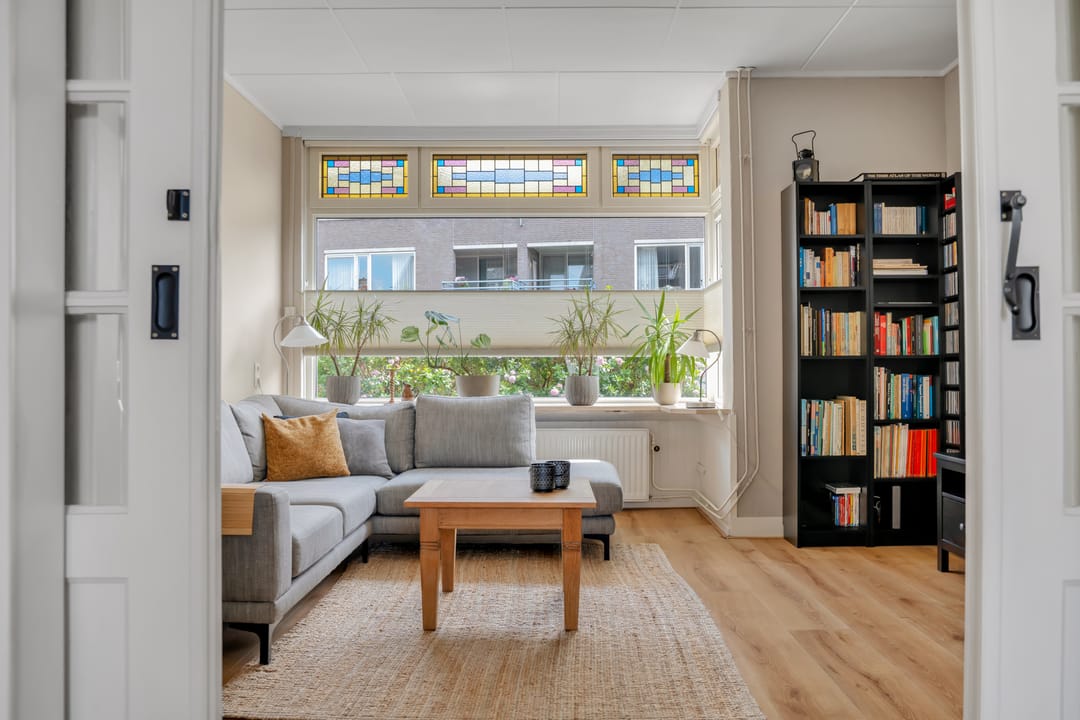 Foto 2 van Jan van Galenstraat 9