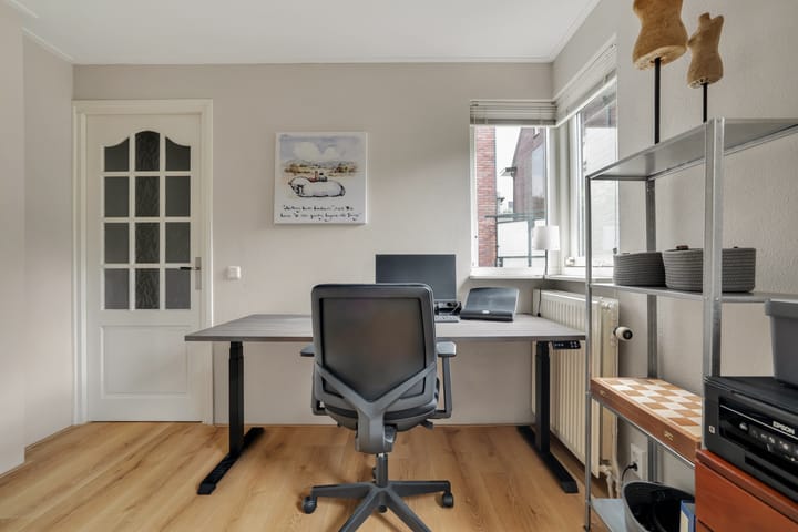 Foto 19 van Jan van Galenstraat 9