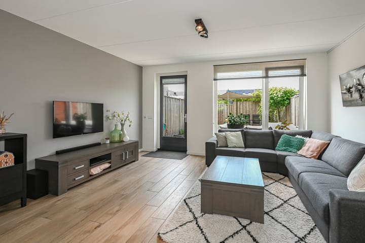 Photo 8 of Aletta Rutgersstraat 13