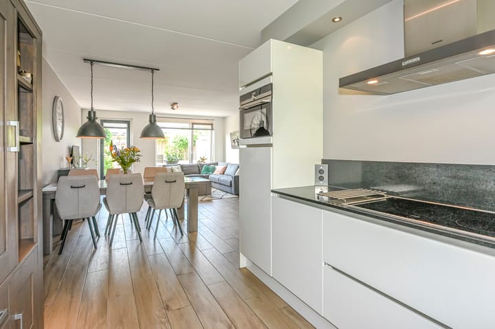 Photo 22 of Aletta Rutgersstraat 13