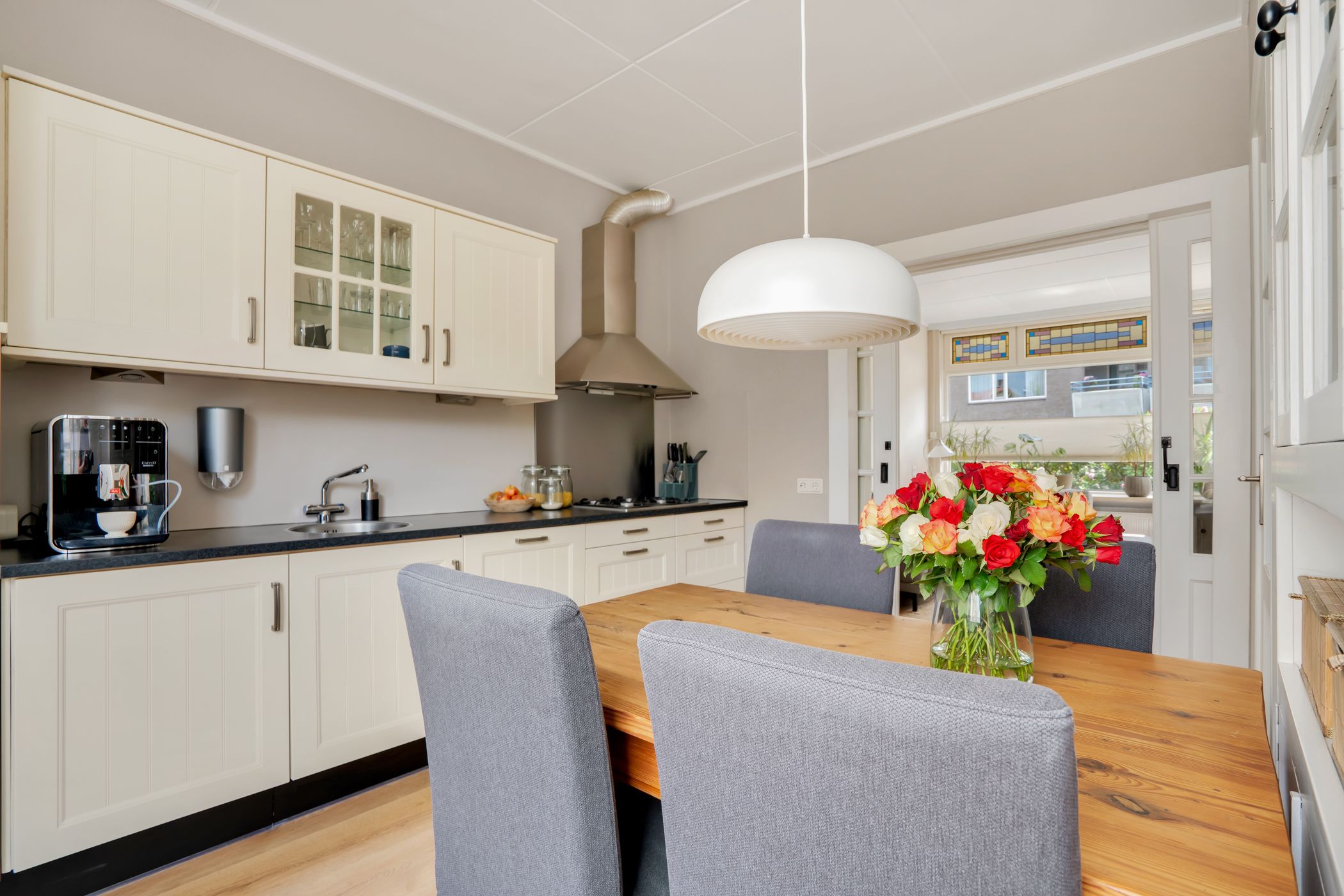 Foto 12 van Jan van Galenstraat 9