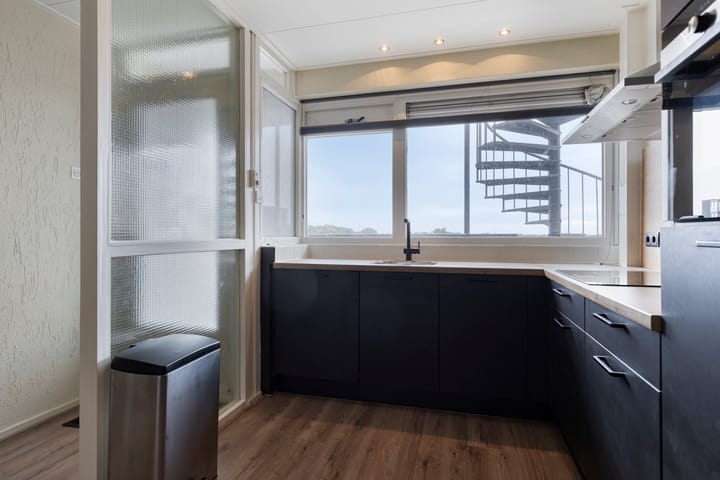 Photo 10 of Hoofdstraat 65-E