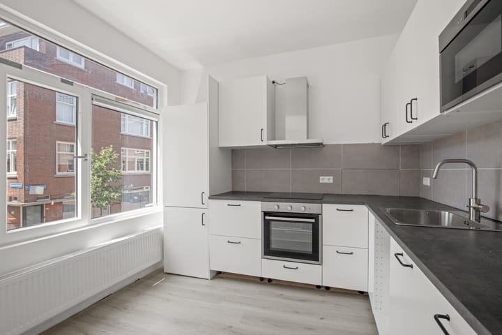 Photo 6 of Sonmansstraat 28-A01