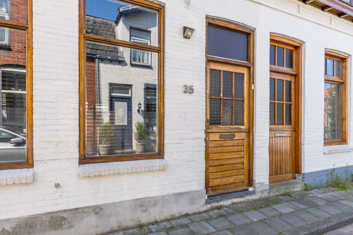 Foto 8 van Machinistenstraat 35