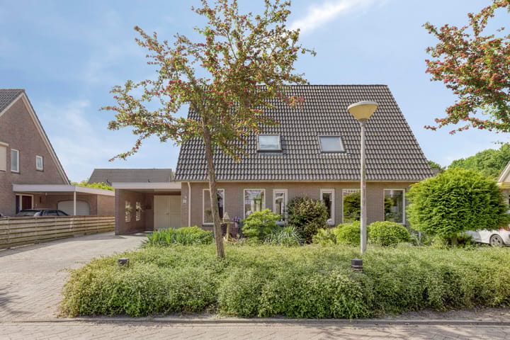 Photo 2 of Lavendelheide 8