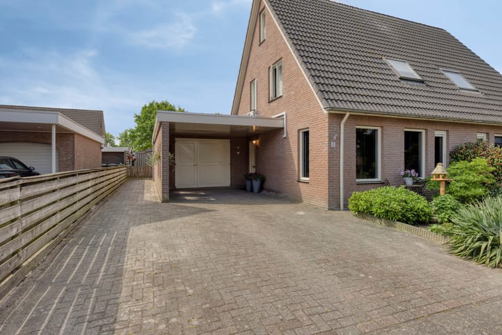 Photo 3 of Lavendelheide 8