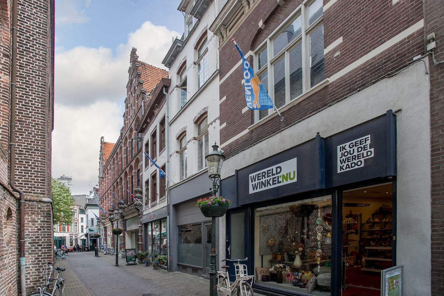 Bekijk foto 2 van Gasthuisstraat 18