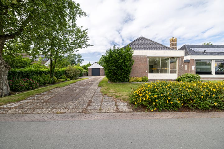 Photo 3 of Holwerterdyk 4