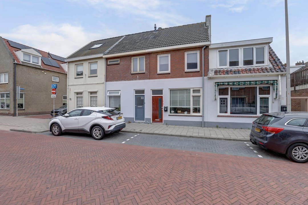 Photo 8 of E.A. Borgerstraat 31
