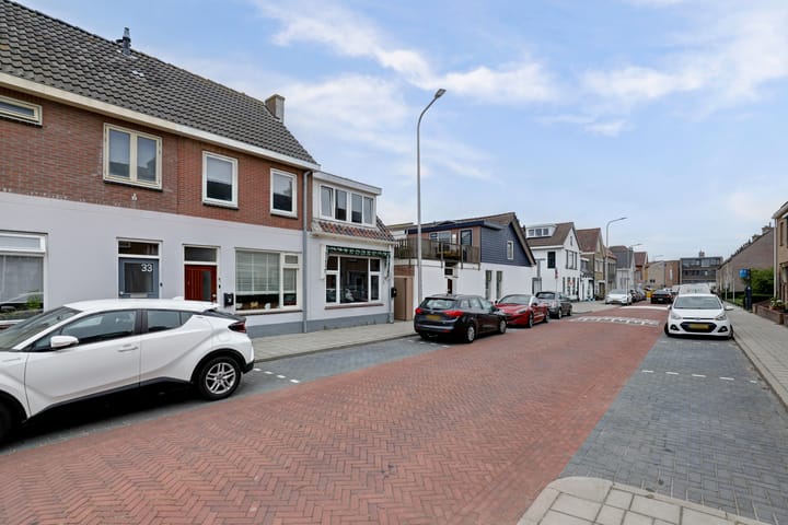 Foto 32 van E.A. Borgerstraat 31