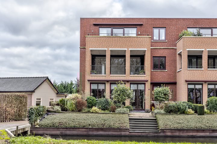 Foto 18 van Burgemeester van Oostenweg 1-L