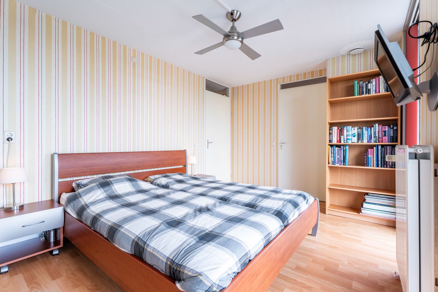 Foto 14 van Julianapark 84