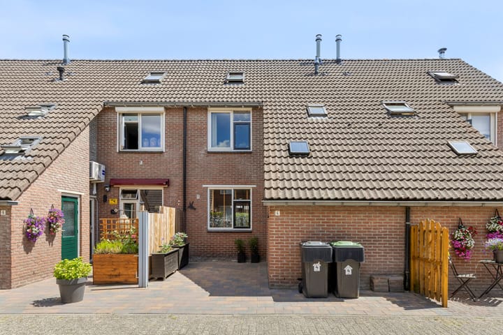 Foto 1 van Zonnedauw 4