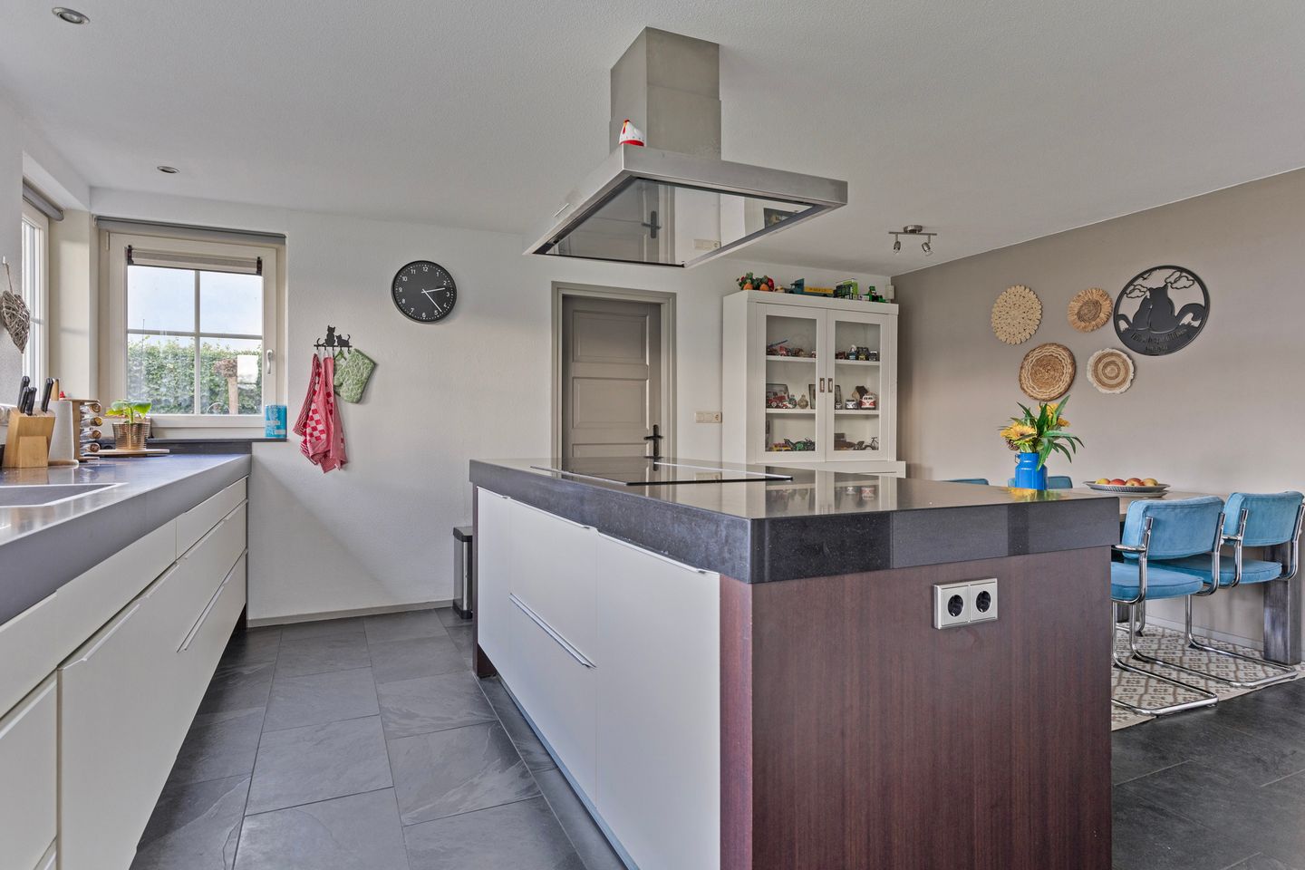 Foto 25 van Bloemakkers 10