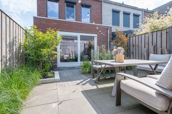 Foto 16 van Toutenburgstraat 70