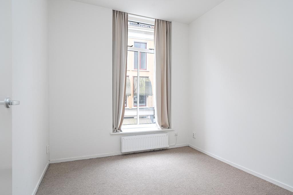 Photo 10 of Sint Jacobsstraat 2