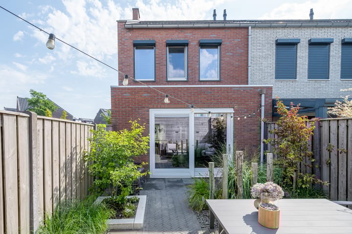 Foto 18 van Toutenburgstraat 70