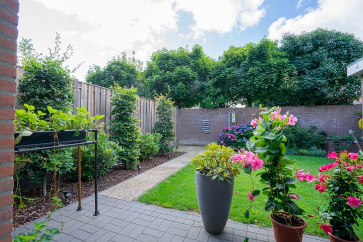 Foto 32 van Emmastraat 2