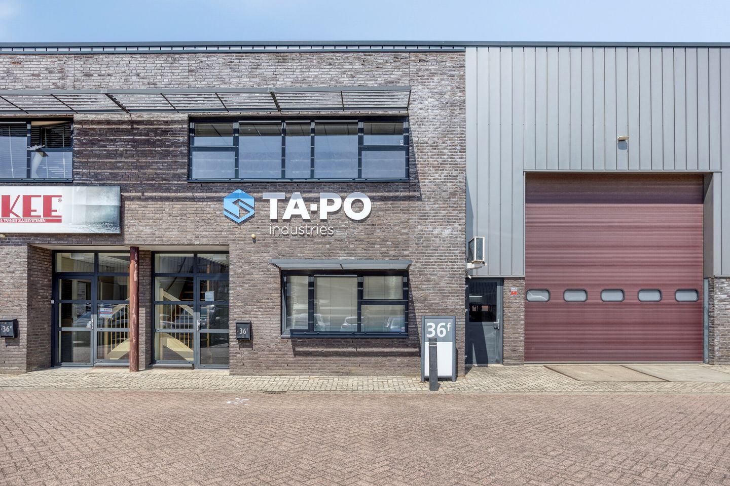 Bekijk foto 2 van Zalmweg 36-F