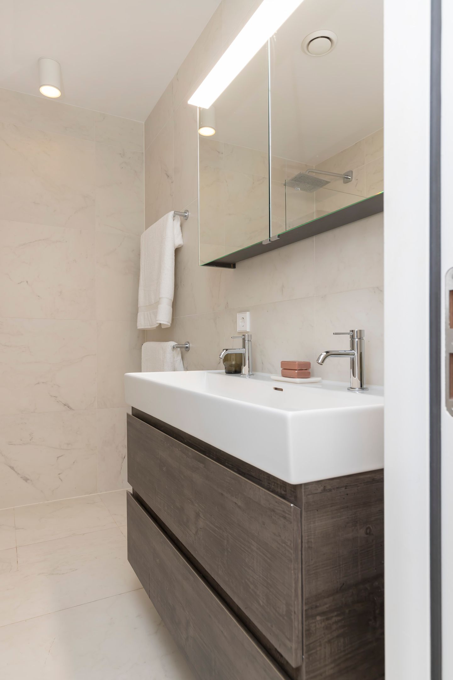 Foto 14 van Solitudolaan 412-C