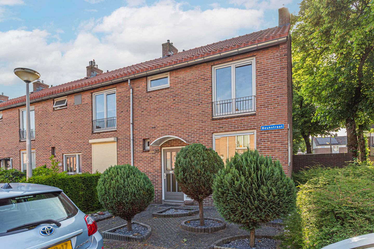Foto 40 van Beukstraat 25
