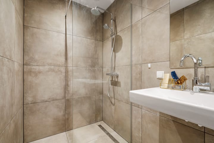 Foto 25 van Admiraal De Ruijterweg 155-4