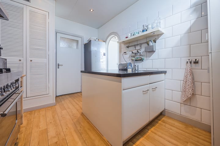 Photo 15 of Prins Bernhardlaan 49