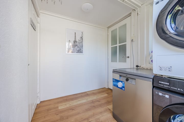 Photo 17 of Prins Bernhardlaan 49