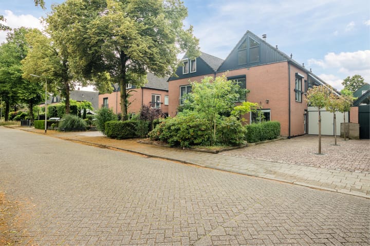 Foto 2 van Graaf Hendriklaan 8