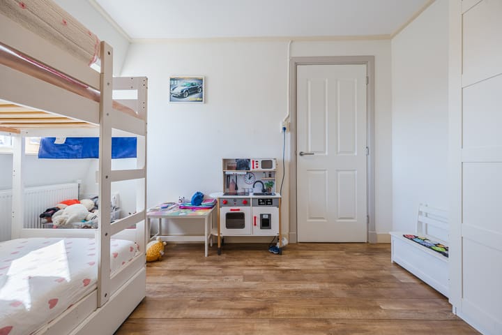 Photo 30 of Prins Bernhardlaan 49