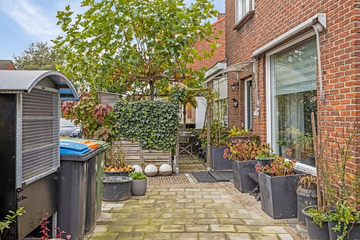 Foto 22 van Schipholtstraat 16-A