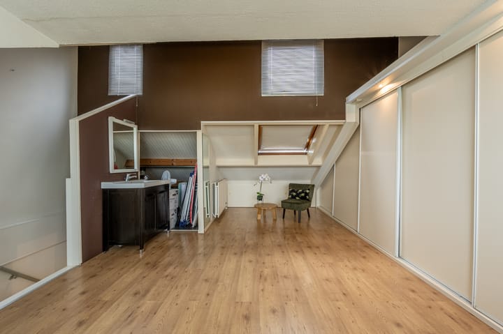 Photo 24 of Hoofdland 7